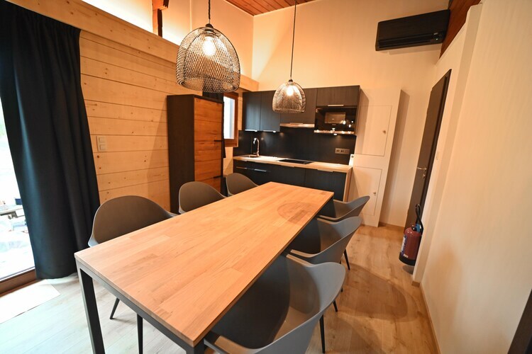 Chalet Douglas à Virtoine : 2 chambres, poêle à bois - Photo 8