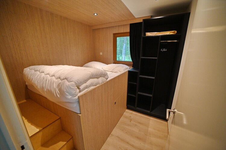 Chalet Douglas à Virtoine : 2 chambres, poêle à bois - Photo 9