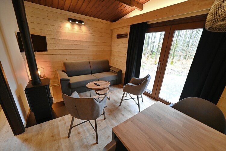 Chalet Douglas à Virtoine : 2 chambres, poêle à bois - Photo 11