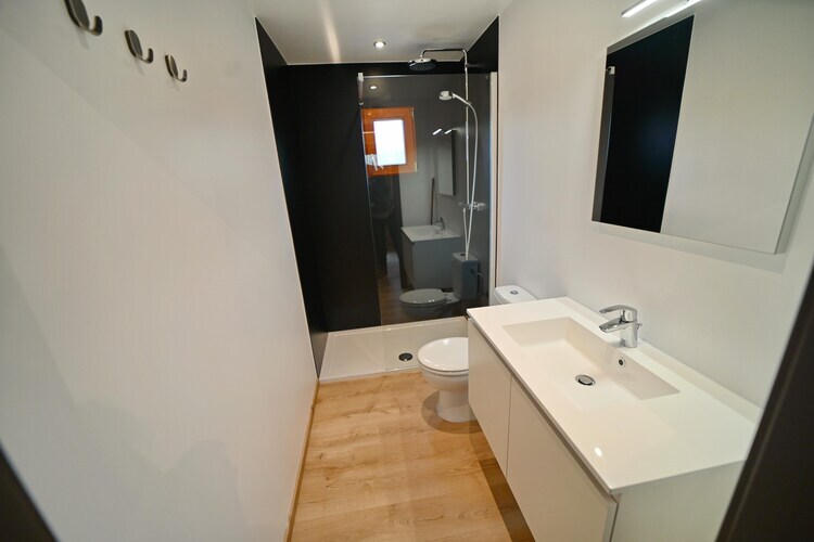 Chalet Douglas à Virtoine : 2 chambres, poêle à bois - Photo 15
