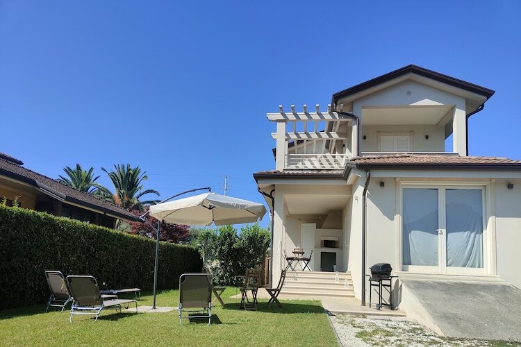 Casa Simone - Maison 5 pers. avec véranda à Lido di Camaiore - Photo 1