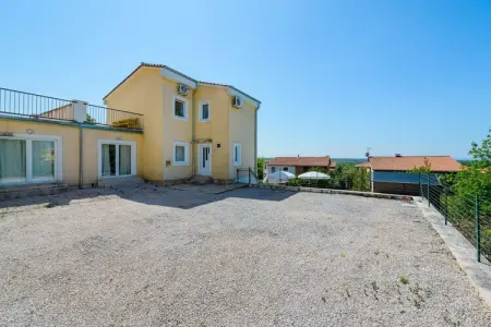 Location villa à Rojci, Jolie villa avec vue