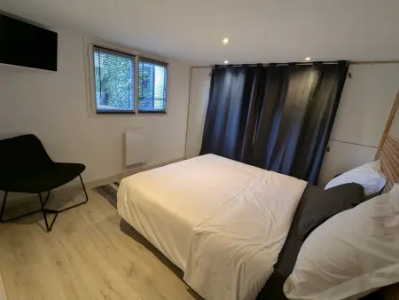 Studio 2 pers. rez-de-jardin avec terrasse à Dinozé : photo 10