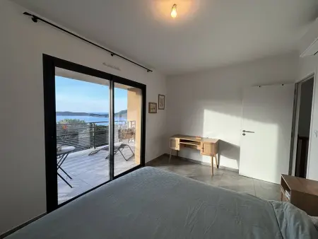 Duplex vue mer à Cargèse, 1 km plage de Pero : photo 12