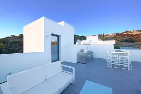 Villa Tomillo Marbella : 450 m² piscine chauffée : photo 34