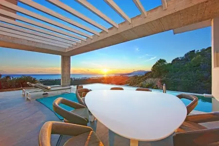 Villa Tomillo Marbella : 450 m² piscine chauffée : photo 36