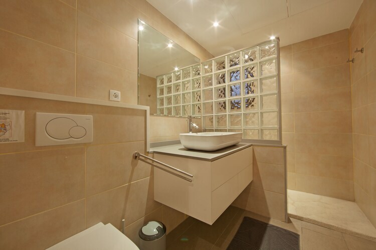 Villa moderne à 300 m de la plage de Marbella - Photo 24