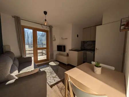 Location appartement à Arêches Beaufort, Appartement moderne 1 chambre avec piscine, proche ski et village