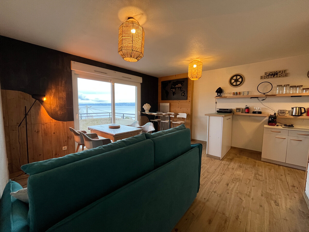 Appartement 40 m² avec balcon vue lac et parking à Évian - Photo 3