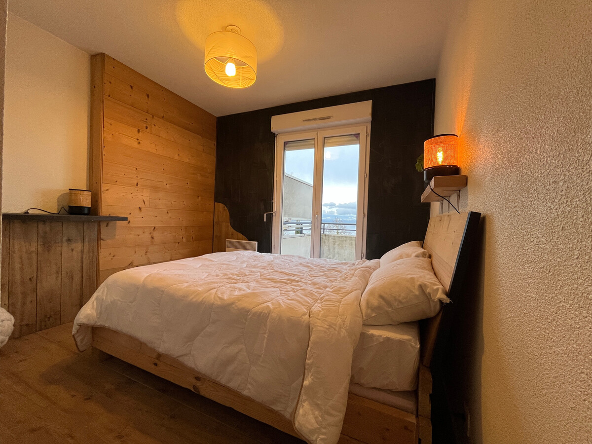 Appartement 40 m² avec balcon vue lac et parking à Évian - Photo 5