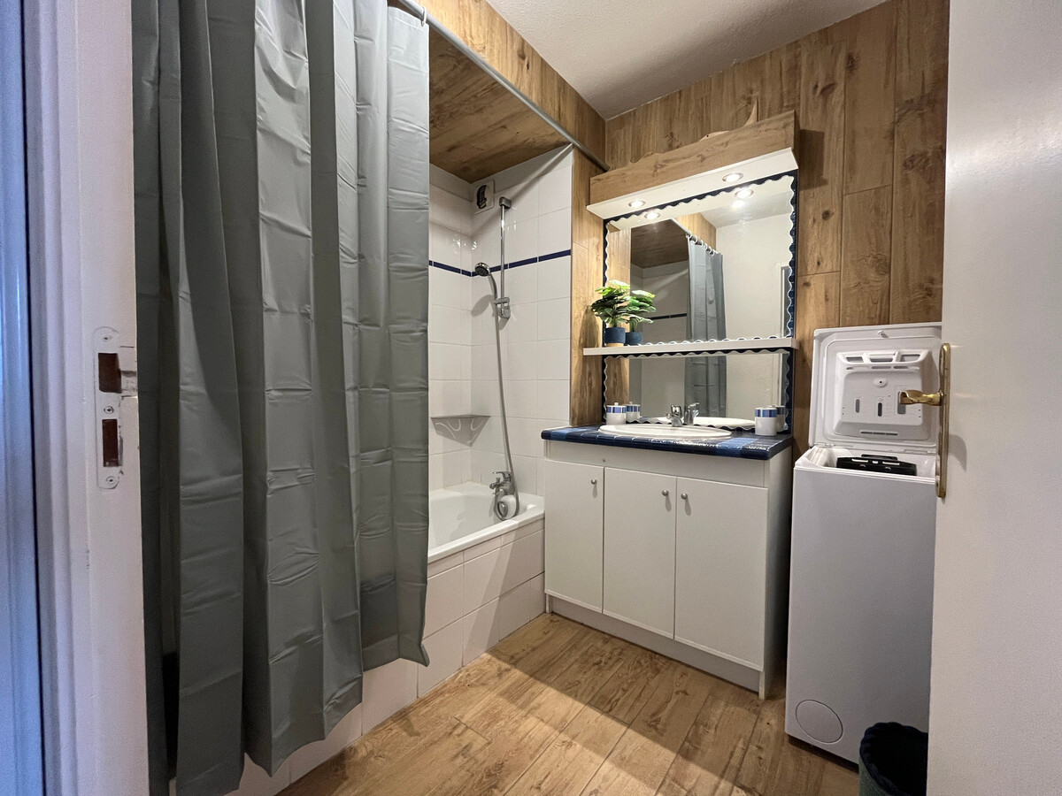 Appartement 40 m² avec balcon vue lac et parking à Évian - Photo 6