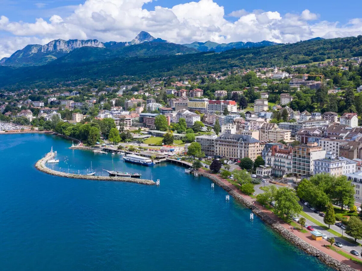 Appartement 40 m² avec balcon vue lac et parking à Évian - Photo 9