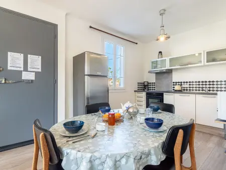 Phichris - Appartement 3 pièces à Hyères : photo 9
