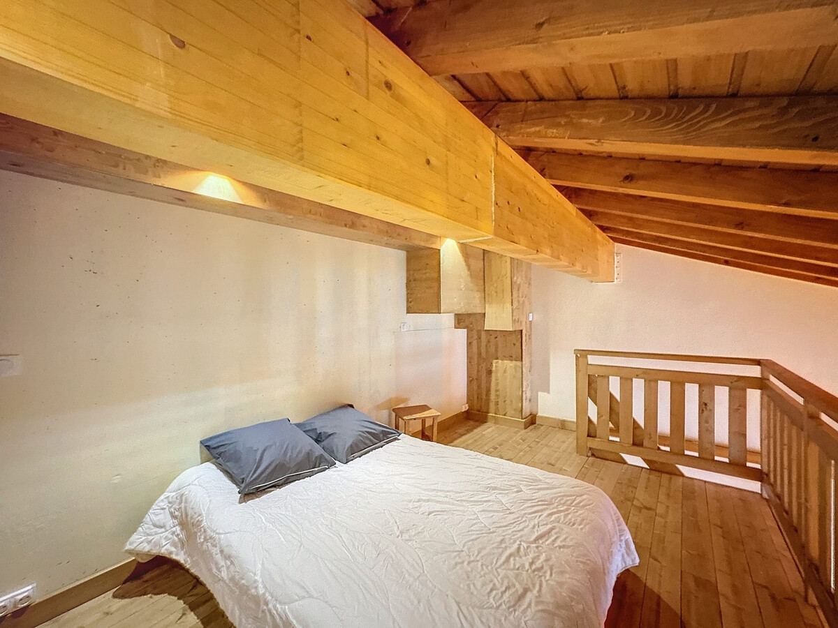 Appartement 2 pièces mezzanine, balcon sud, accès pistes - Photo 5