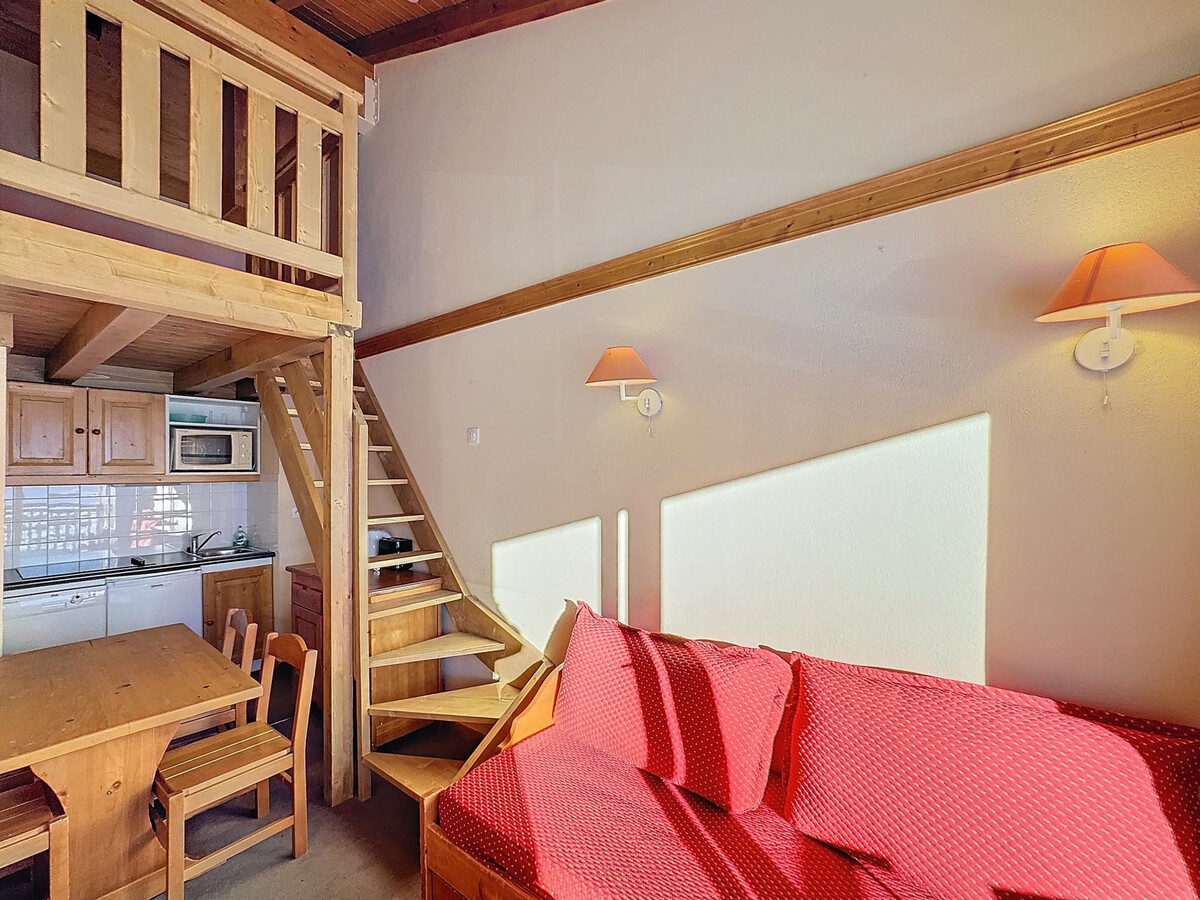 Appartement 2 pièces mezzanine, balcon sud, accès pistes - Photo 9