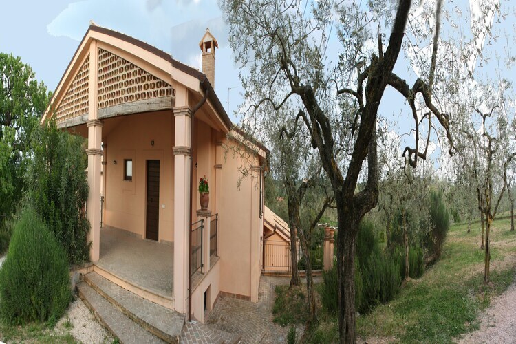 Maison Sagrantino, ferme du XIXe dans les vignobles ombrien - Photo 4