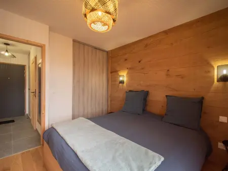 T2 neuf Valmorel, balcon vue Lauzière, parking : photo 10