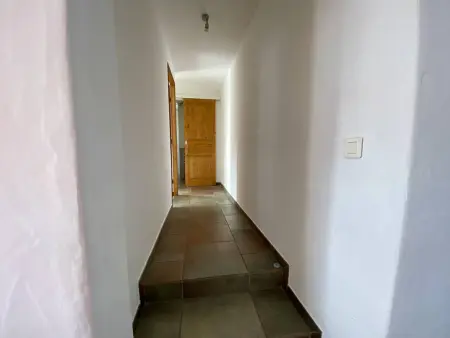 T3 rénové 2024 à Cambo-les-Bains, 4 pers, parking : photo 11