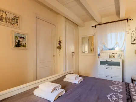 Casetta Rosa – Maison 3 étages à San Siro, 2.5 km du lac : photo 15