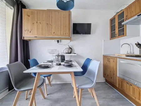 Studio 4 pers. pieds de pistes aux Menuires, balcon Ouest : photo 7