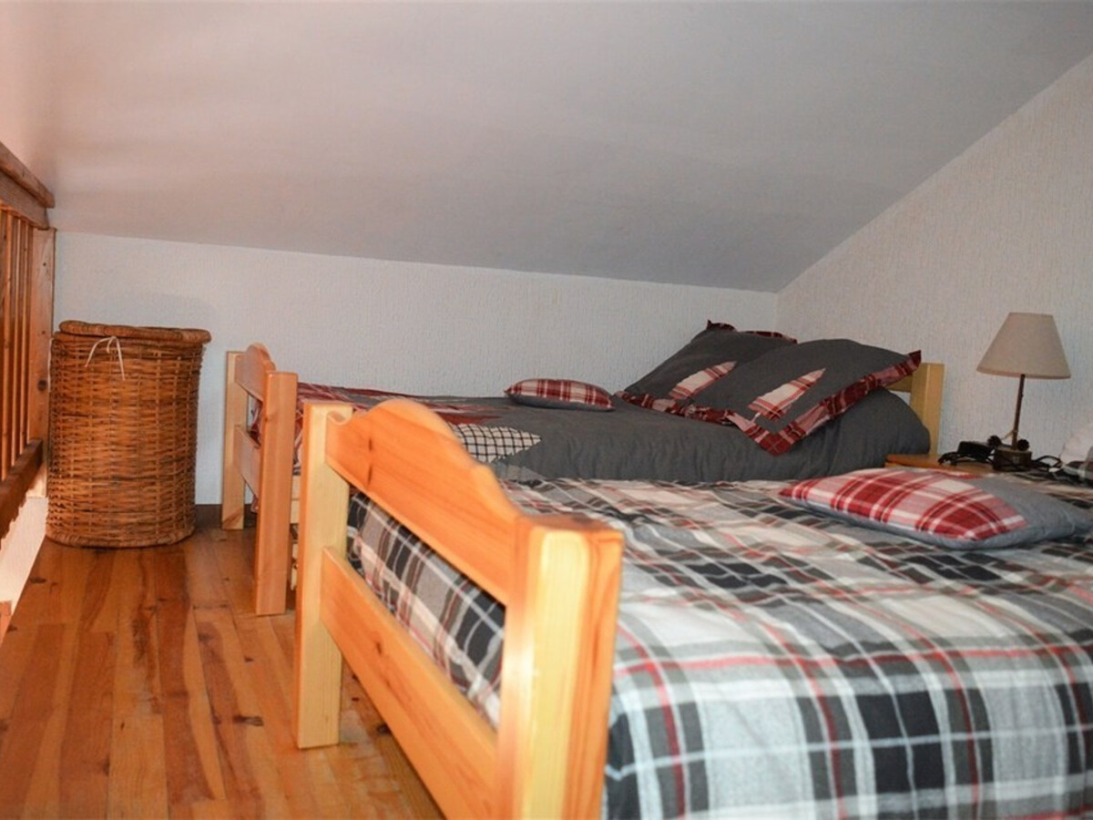 Chalet 6 pers. aux Angles avec séjour cathédrale - Photo 8