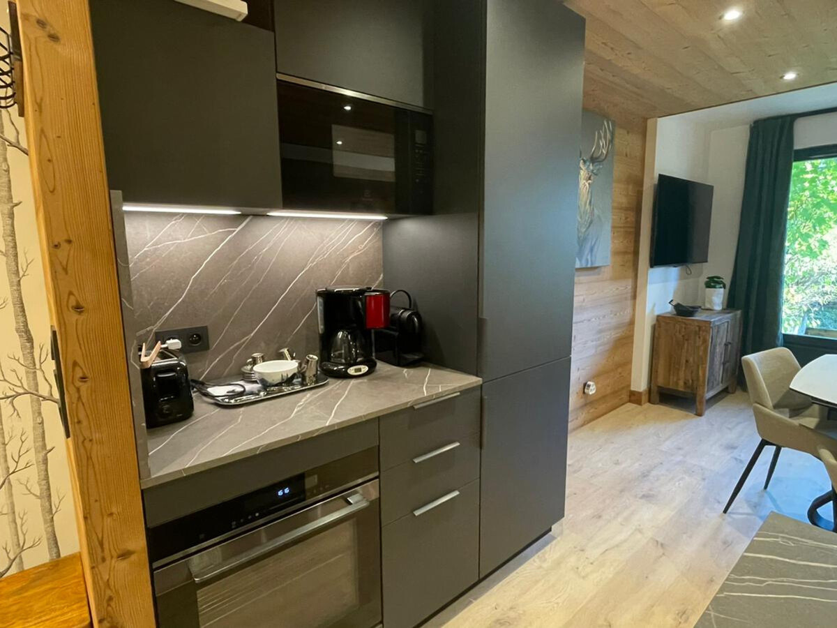 Appartement rénové 4 pers, 2 ch, parking couvert - Photo 3