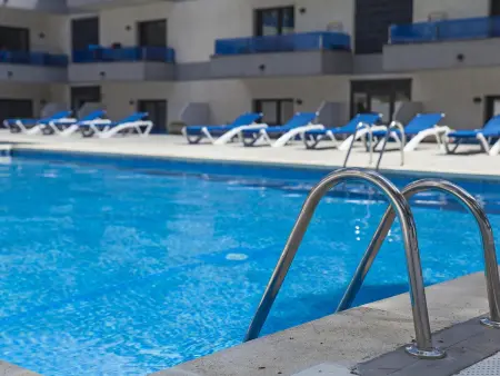 Location appartement à Platja d'Aro i S'Agaró, Appartement rénové près de la plage avec piscine, climatisation et Wi-Fi - Castell-Platja dAro