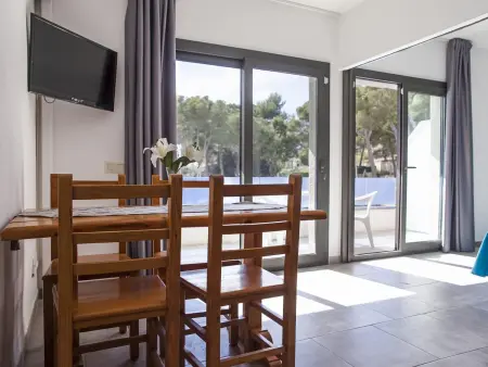 Location appartement à Platja d'Aro i S'Agaró, Appartement Rénové avec Piscine, Clim et Wifi à 150m de la Plage