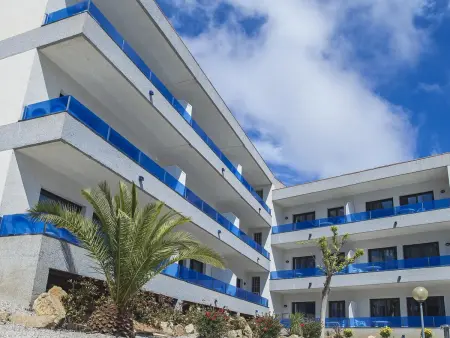 Location appartement à Platja d'Aro i S'Agaró, Appartement rénové 1 chambre, plage à 150m, piscine, clim, WiFi gratuit