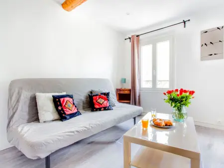 Studio Bazeilles 25 m² rénové, 600 m de la mer : photo 3