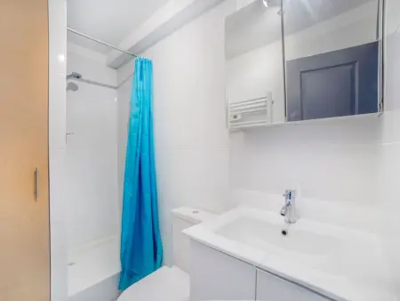 Studio Bazeilles 25 m² rénové, 600 m de la mer : photo 6
