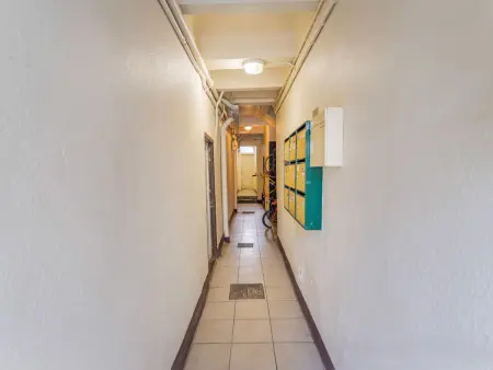 T2 Bazeilles, 40 m² près de la mer à Toulon : photo 13