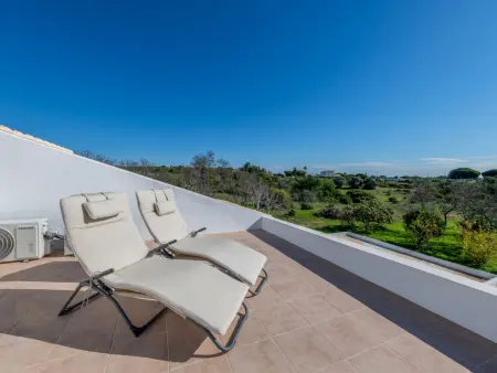 Dos Pombinhos – Maison rénovée avec piscine à Porches : photo 27