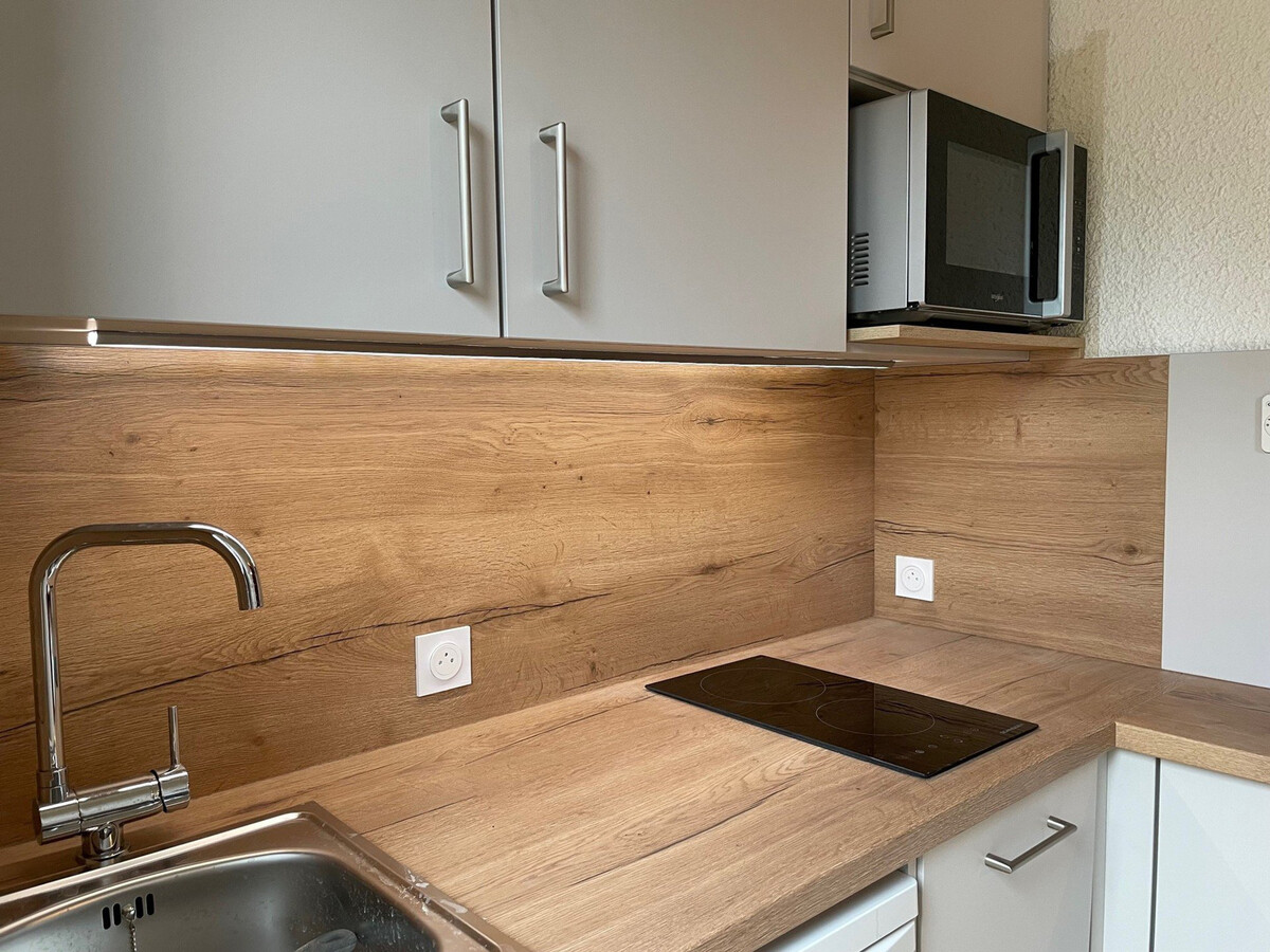 Appartement 30m² rénové, balcon sud aux Coches - Photo 7