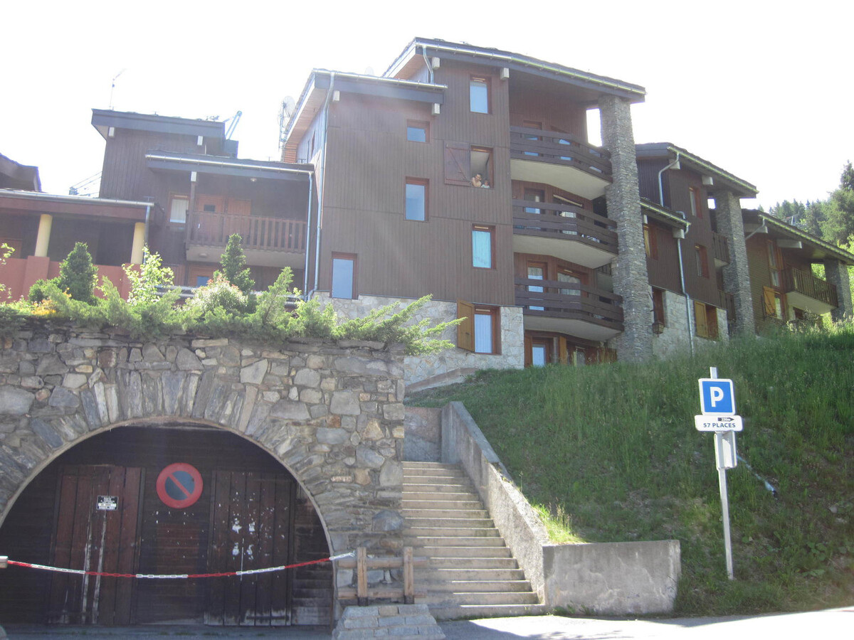 Appartement 30m² rénové, balcon sud aux Coches - Photo 10