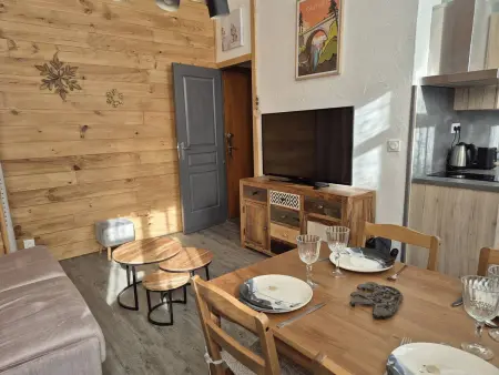 Appartement hyper-centre Cauterets, 2e étage ascenseur : photo 2