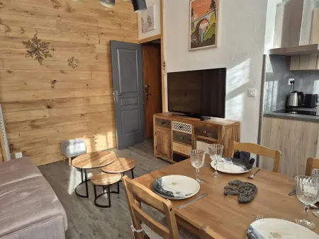 Appartement hyper-centre Cauterets, 2e étage ascenseur : photo 9