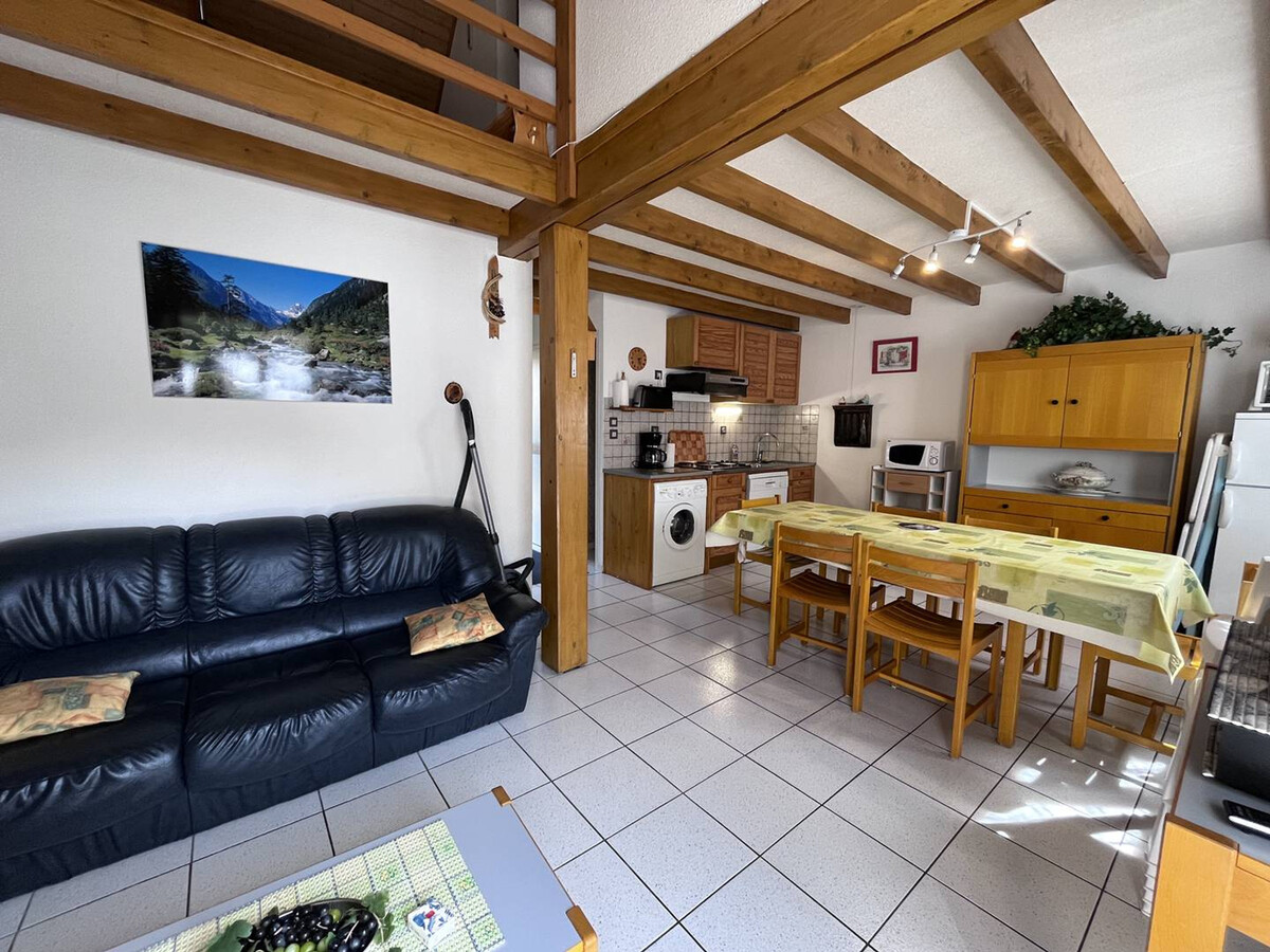 Chalet T4 Cauterets, 3 chambres, terrasse et parking - Photo 2