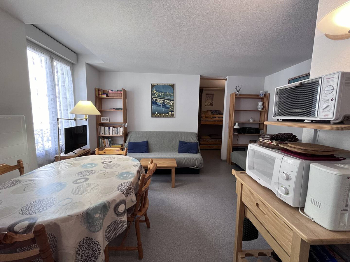 Appartement 5 pers. balcon ensoleillé, centre Cauterets - Photo 2