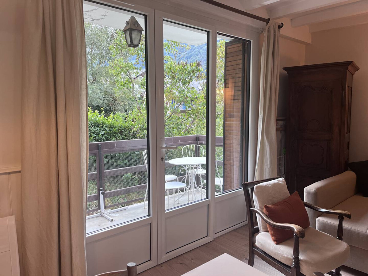 Appartement 4 pers. avec cheminée et terrasse à Cauterets - Photo 2