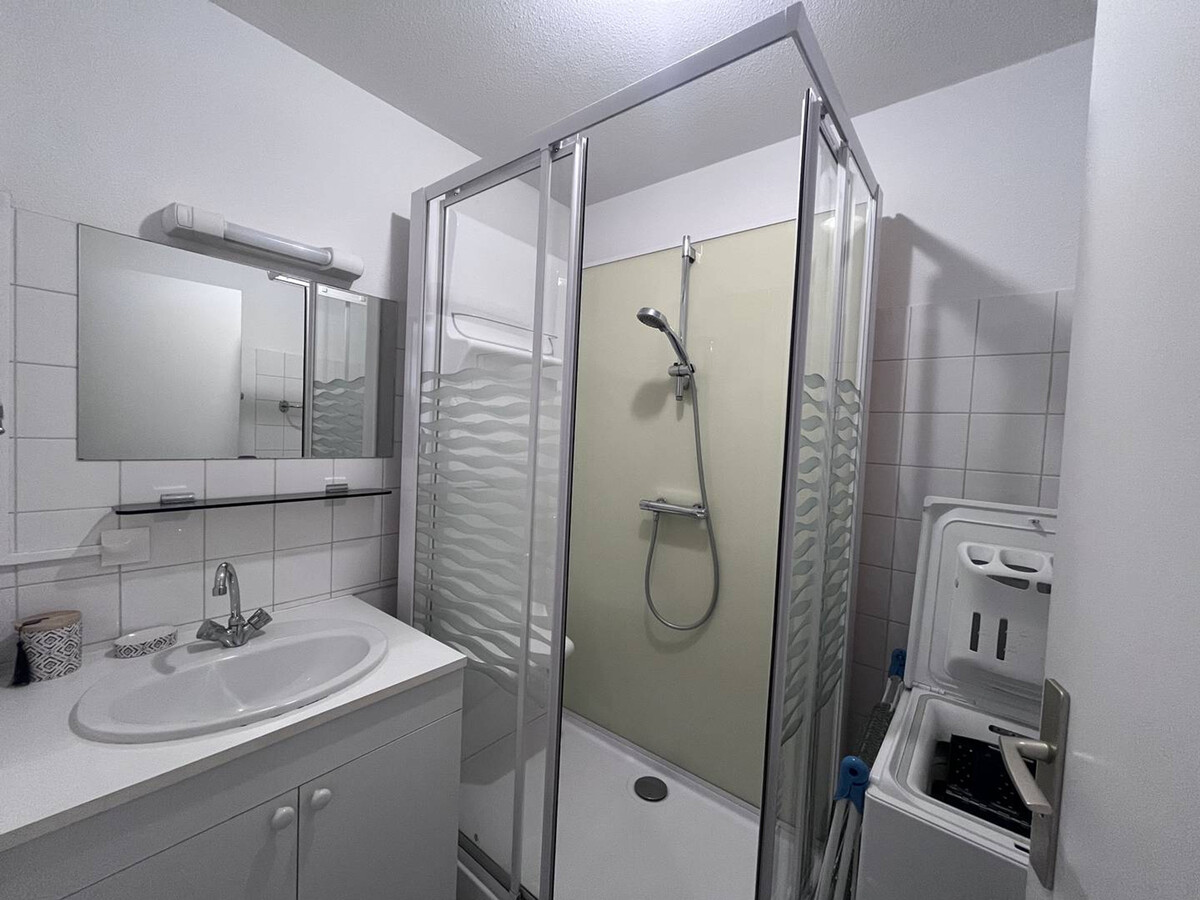 Appartement 30 m² hyper-centre Cauterets, balcon & parking - Photo 3