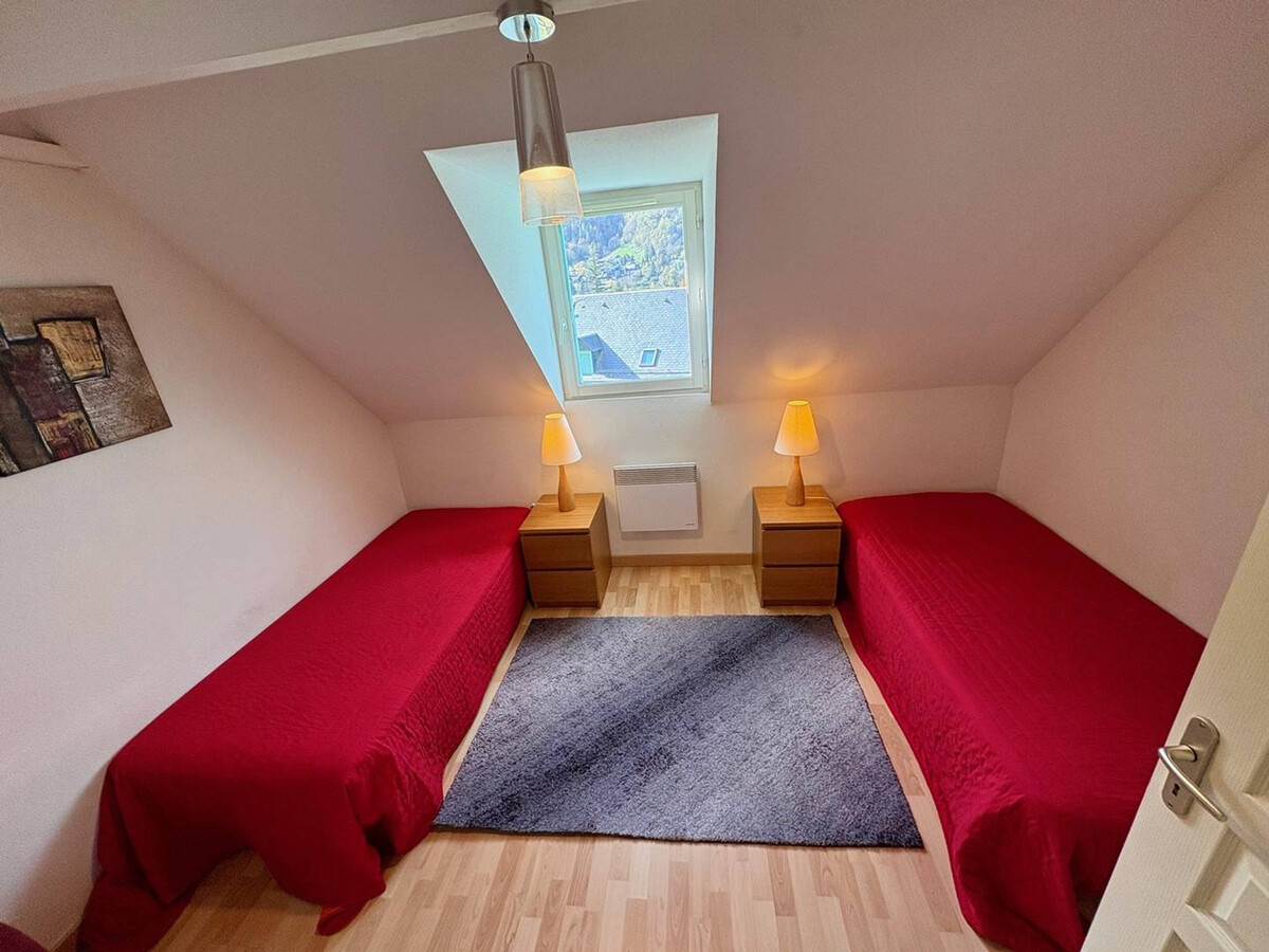 Duplex T3 avec parking à Cauterets, près des télécabines - Photo 5