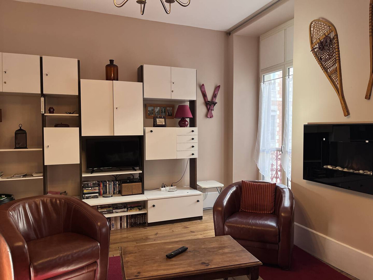 Appartement 8 pers, centre-ville Cauterets, balcon - Photo 8