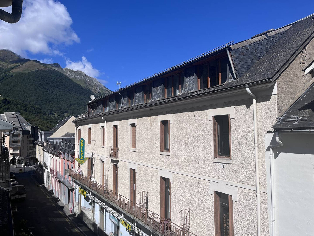 Appartement 4 personnes à Cauterets, balcon et casier à skis - Photo 4