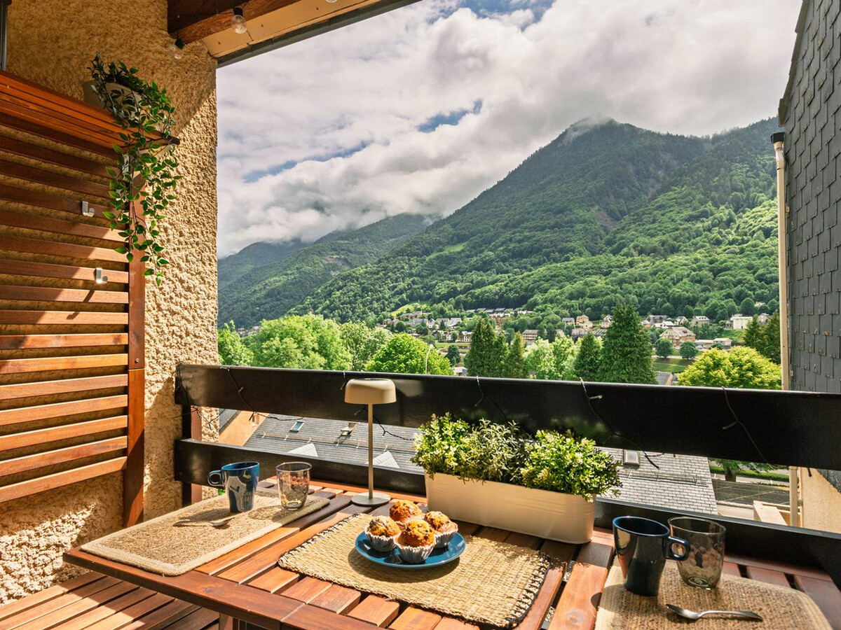 Appartement neuf 6 pers, balcon vue montagnes à Cauterets - Photo 3