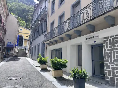 Studio 4 personnes à Cauterets, balcons et casier ski : photo 10
