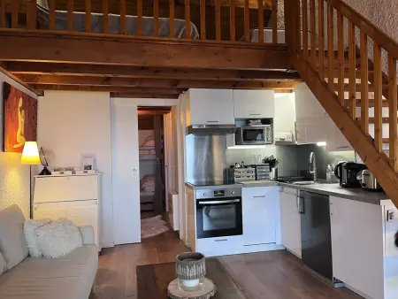 Location appartement à Cauterets, Appartement pour 5 personnes avec vue sur montagnes et village, à Cauterets, proche télécabines