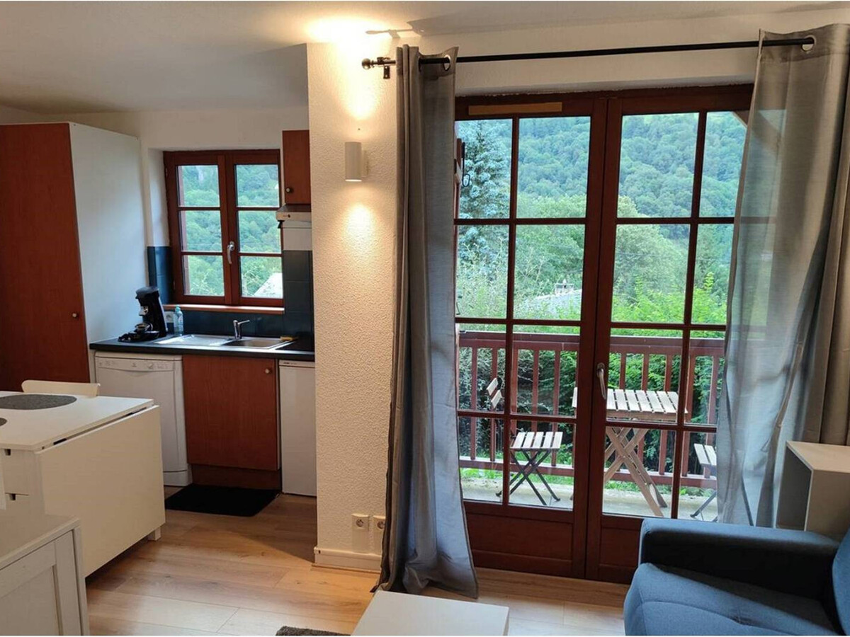 Studio 4 pers. Cauterets, piscine chauffée & balcon montagne - Photo 1