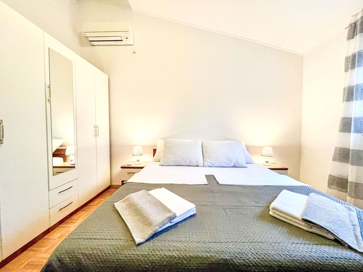 Maison Nada à 700 m de la plage de Ražanac - Photo 9