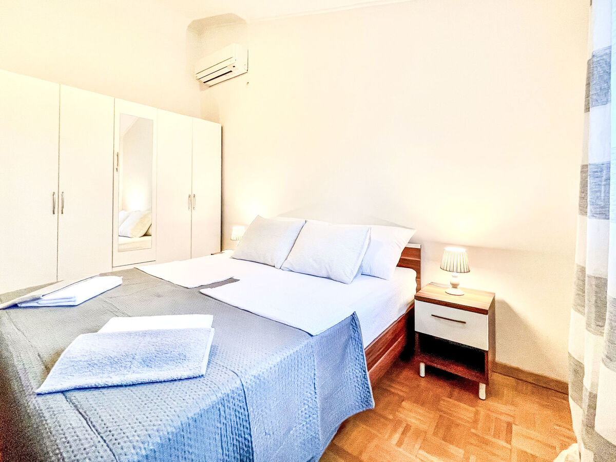 Maison Nada à 700 m de la plage de Ražanac - Photo 10